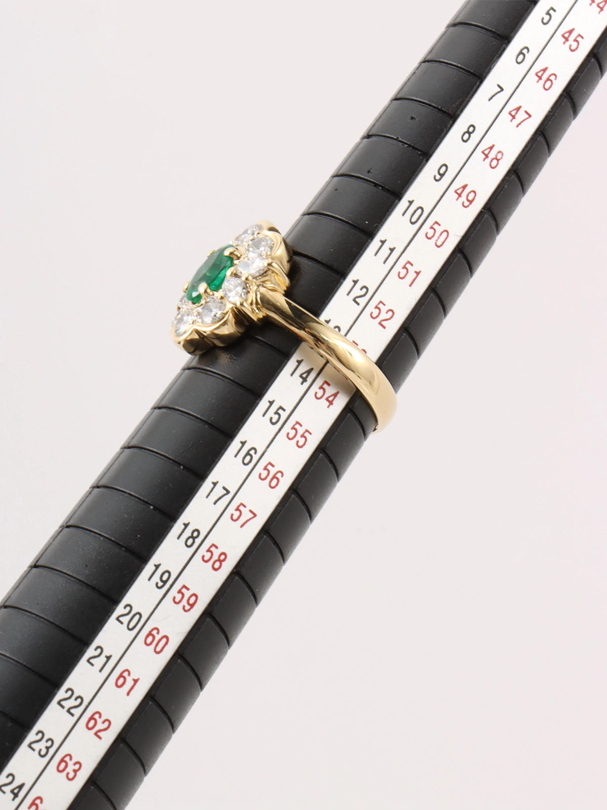 18K Gold/Green Emerald Diamond Design Ring