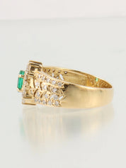 18K Gold/Green Emerald Diamond Design Ring