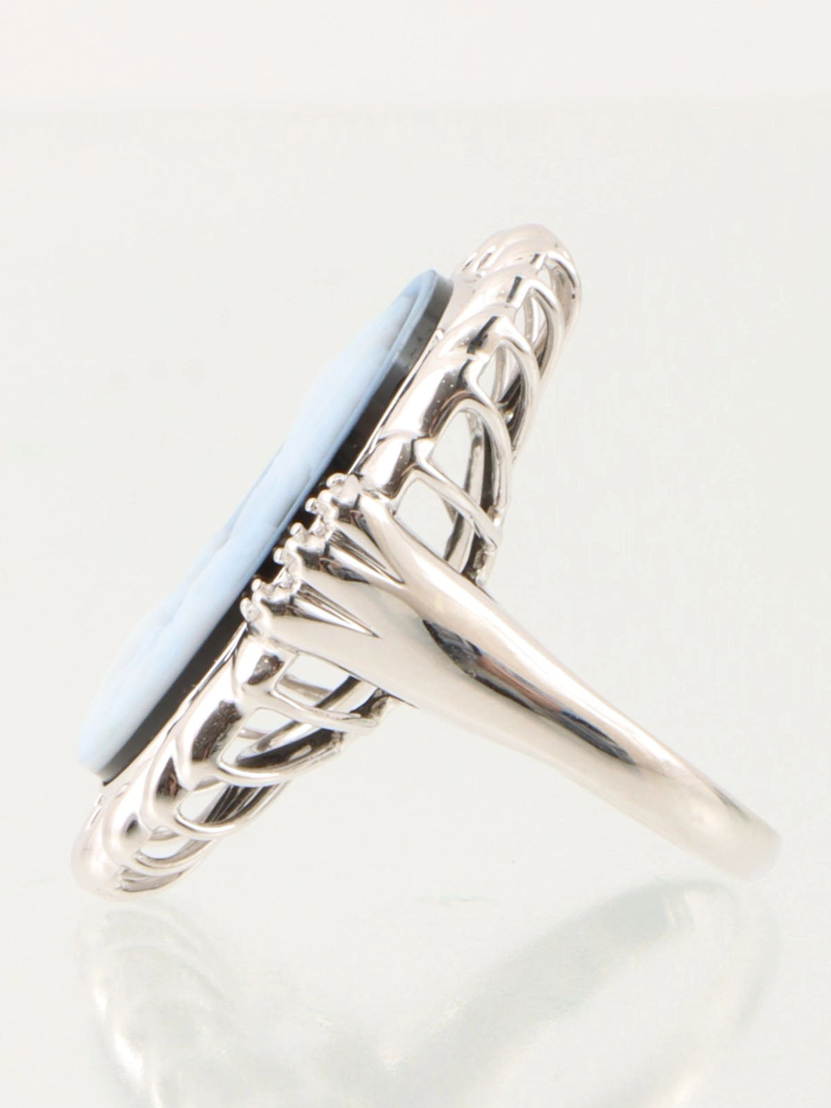 18K Chalcedony and Diamond Cameo Ring in Silver, Navy, and White