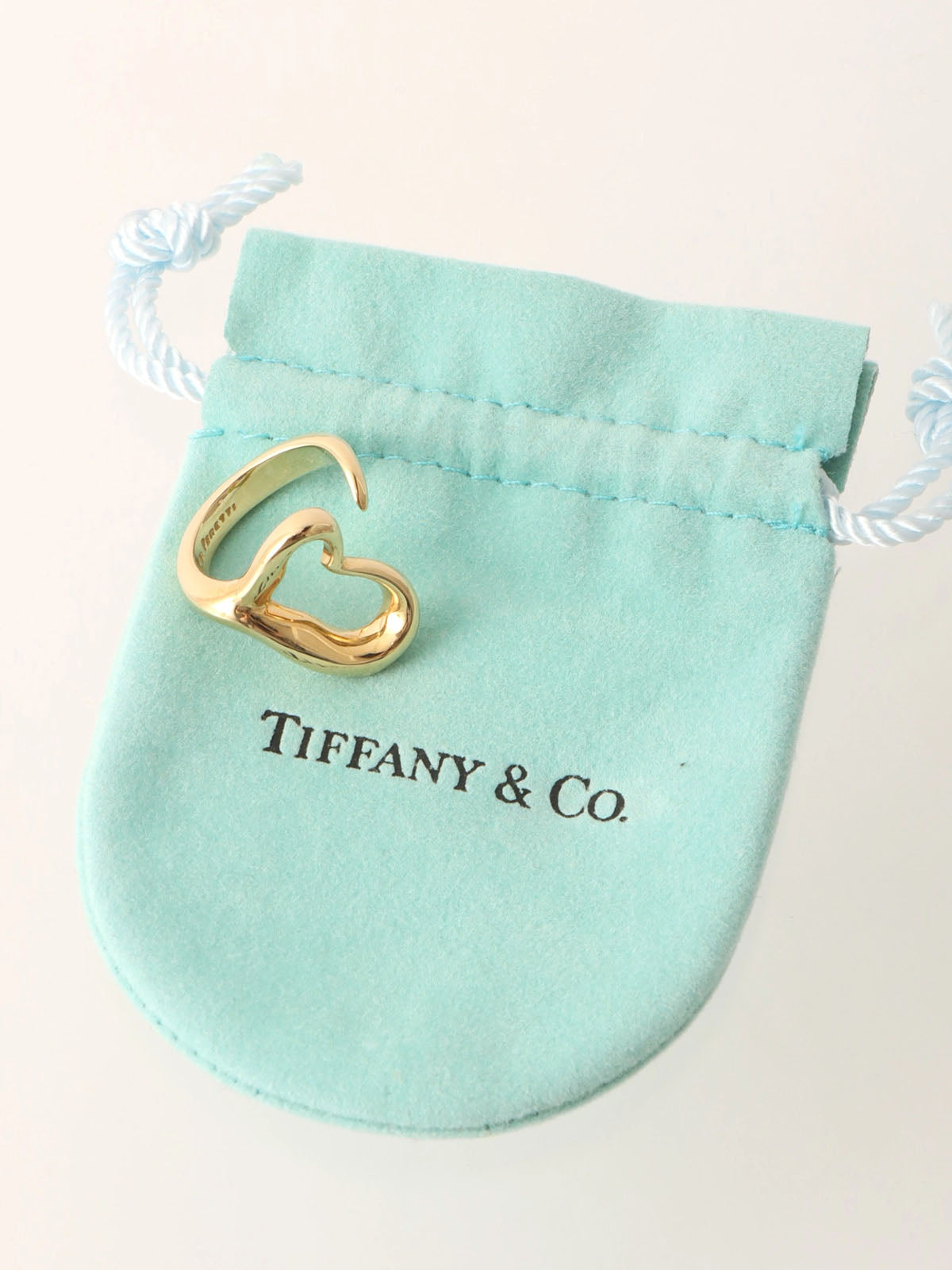 18K Gold Open Heart Ring