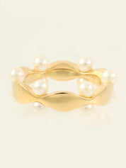 18K Gold Pearl Design Ring