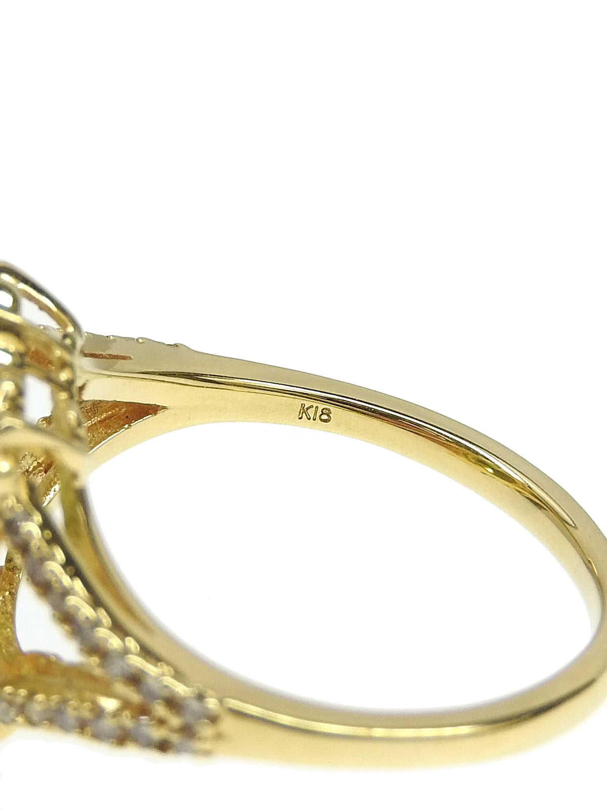 18K Yellow Gold Peridot Diamond Ring in Green/Gold