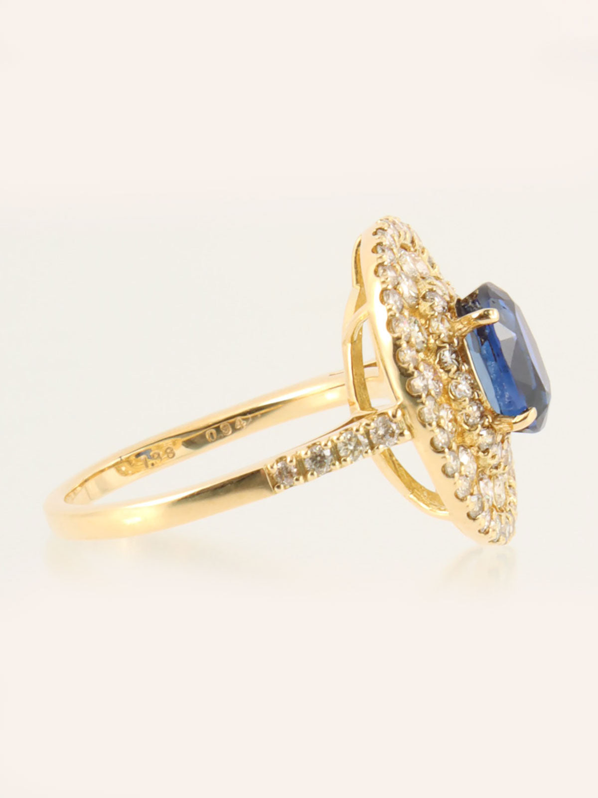 18K Oval Diamond and Sapphire Ring in Blue/Gold