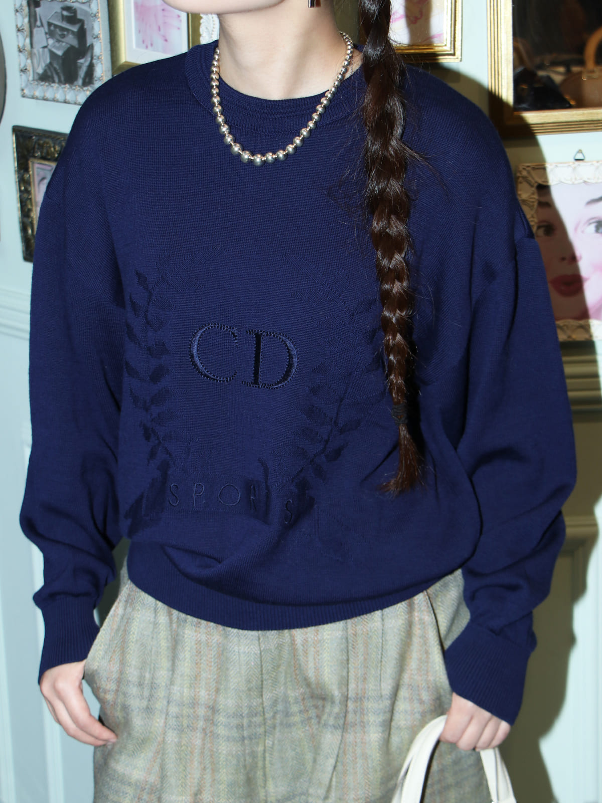 ロゴ刺繍ニットトップス ネイビー| VINTAGE QOO TOKYO | ヴィンテージ