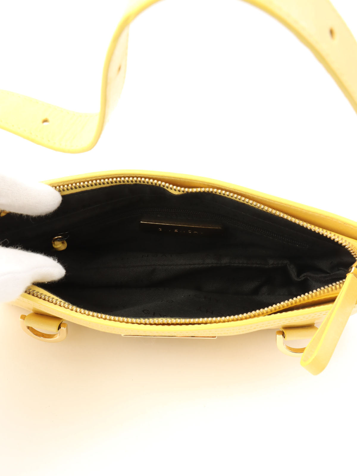 Logo Plate Shoulder Bag Yellow
