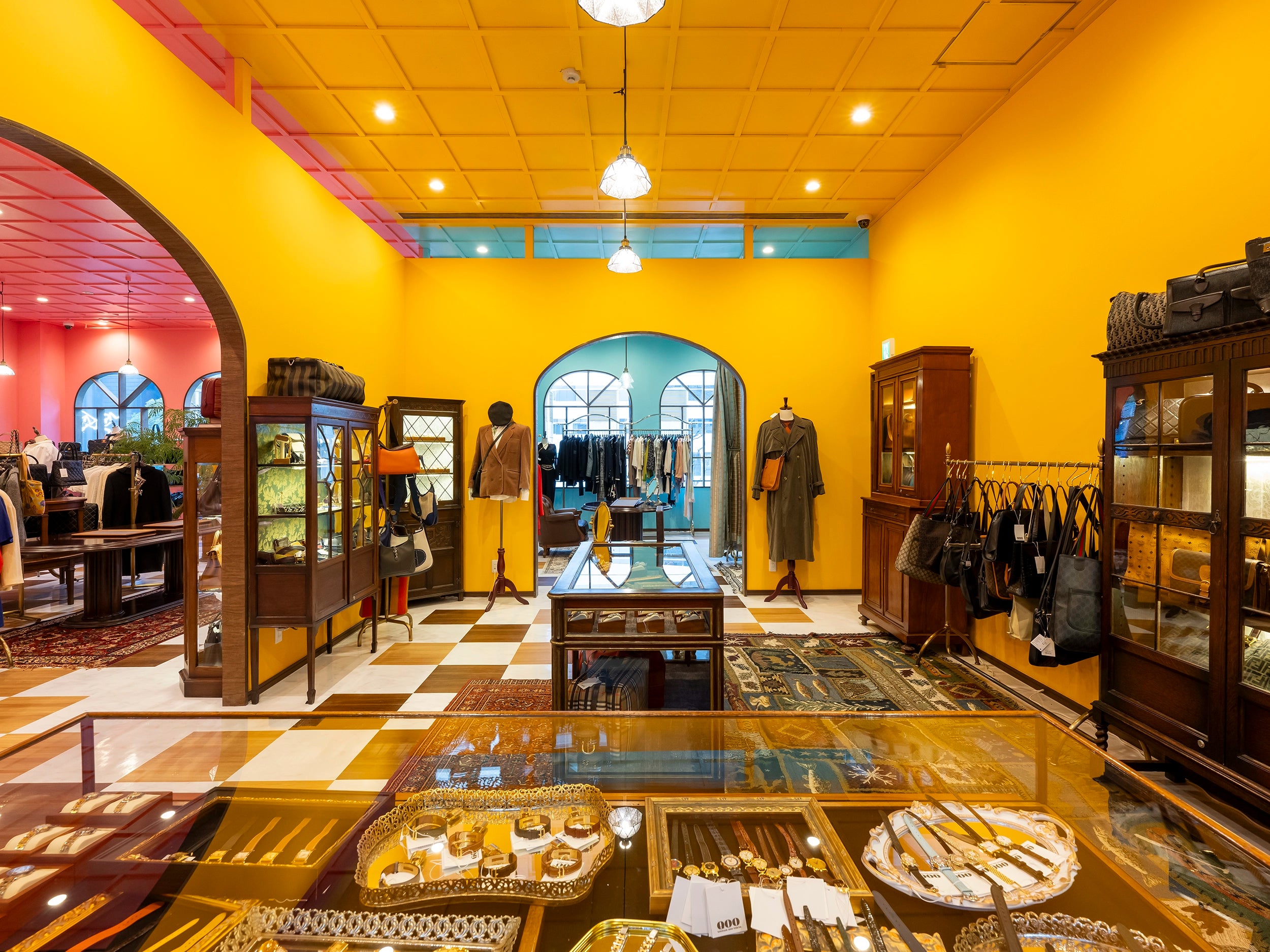 QOO_Shinsaibashi-store-4.webp