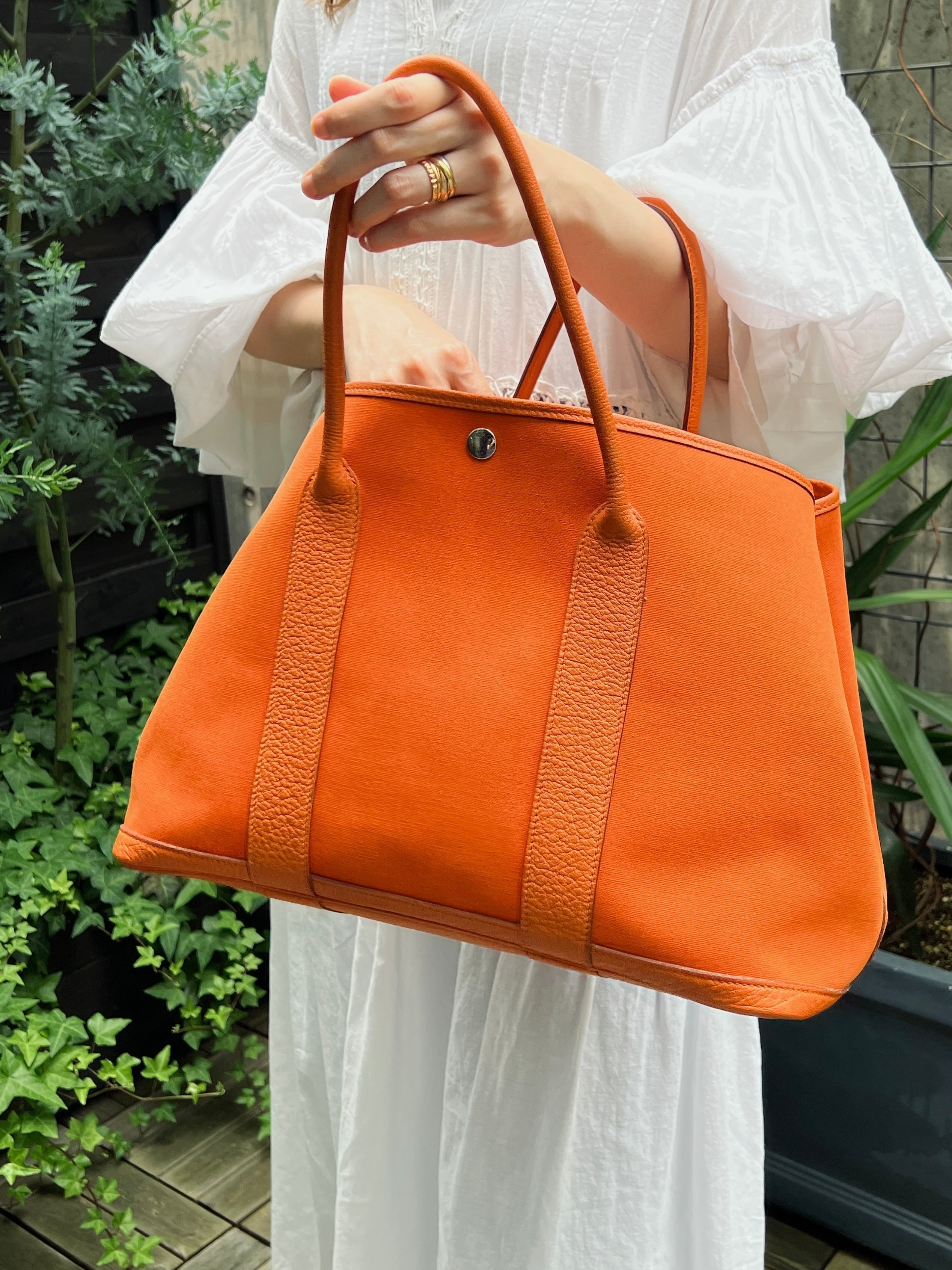 日常を楽しむバッグ、キャンバス素材のエルメス