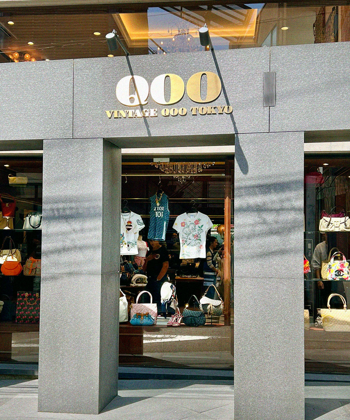 表参道・青山・原宿エリアでブランド古着を探すなら？VINTAGE QOO TOKYO