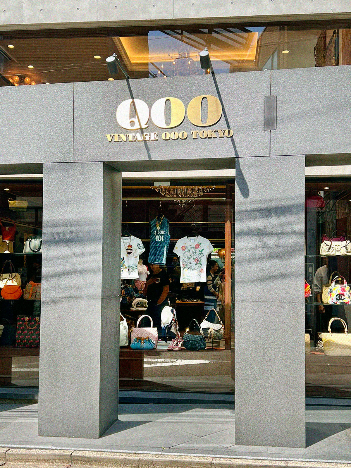 表参道・青山・原宿エリアでブランド古着を探すなら？VINTAGE QOO TOKYO