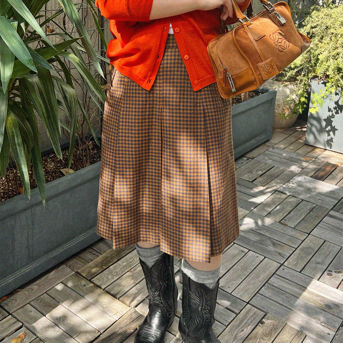 14skirt_f1b6b862-9d9e-4fde-8b7b-50c955e9a7a2.jpg