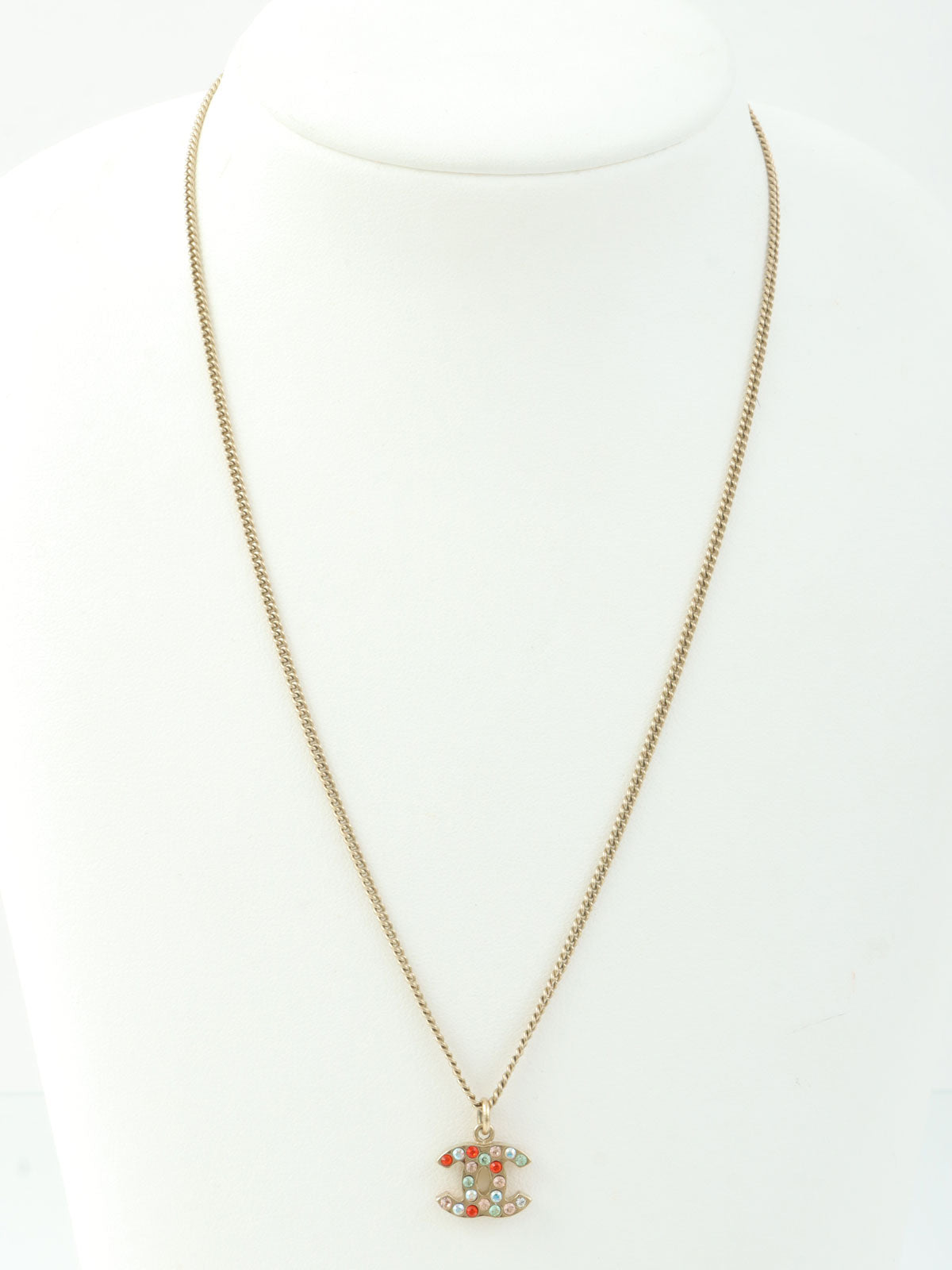 マルチカラーラインストーンCCマークネックレス ゴールド/マルチ