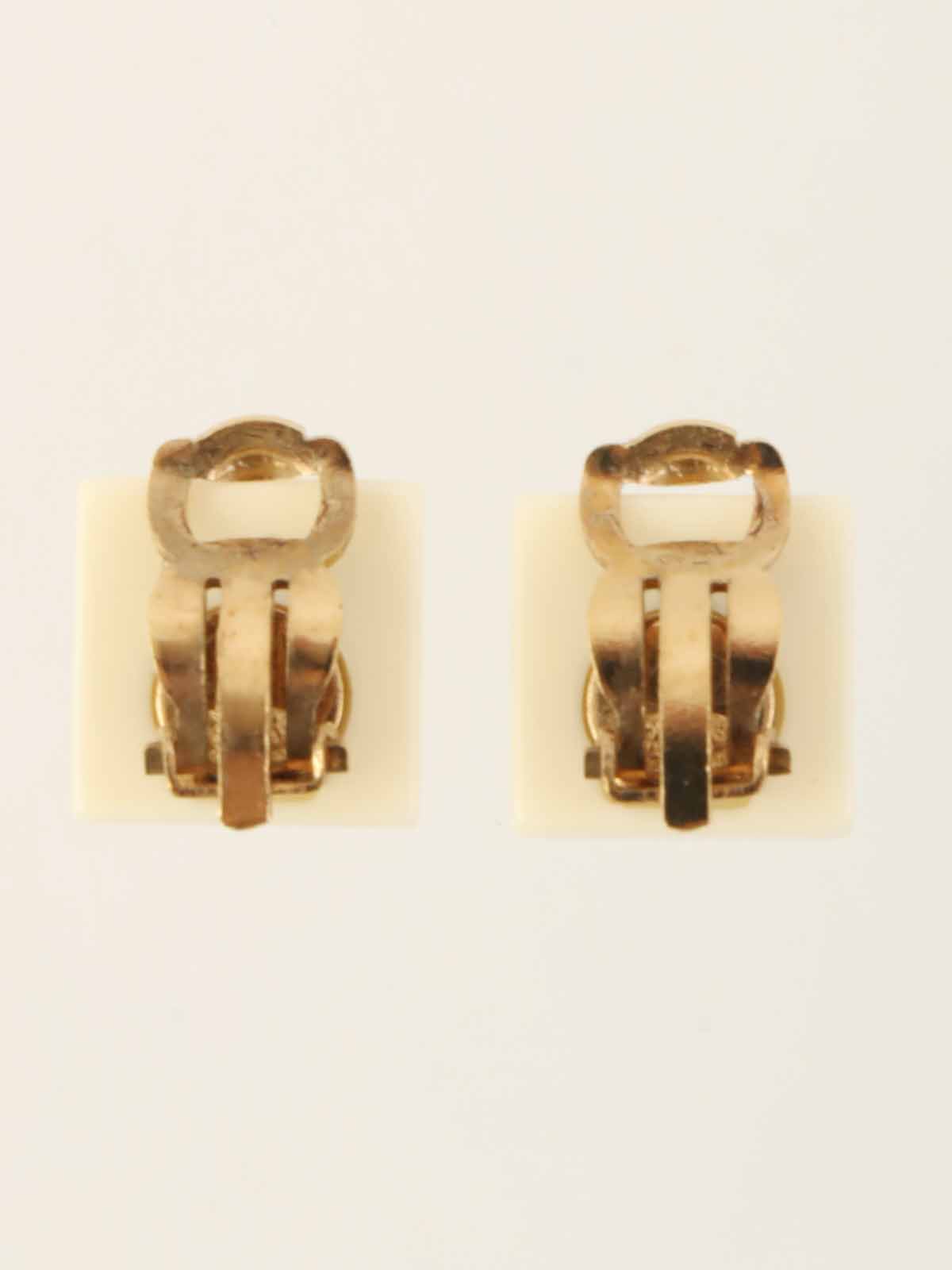 2003年製　スクエアCCマークイヤリング　ゴールド/アイボリー