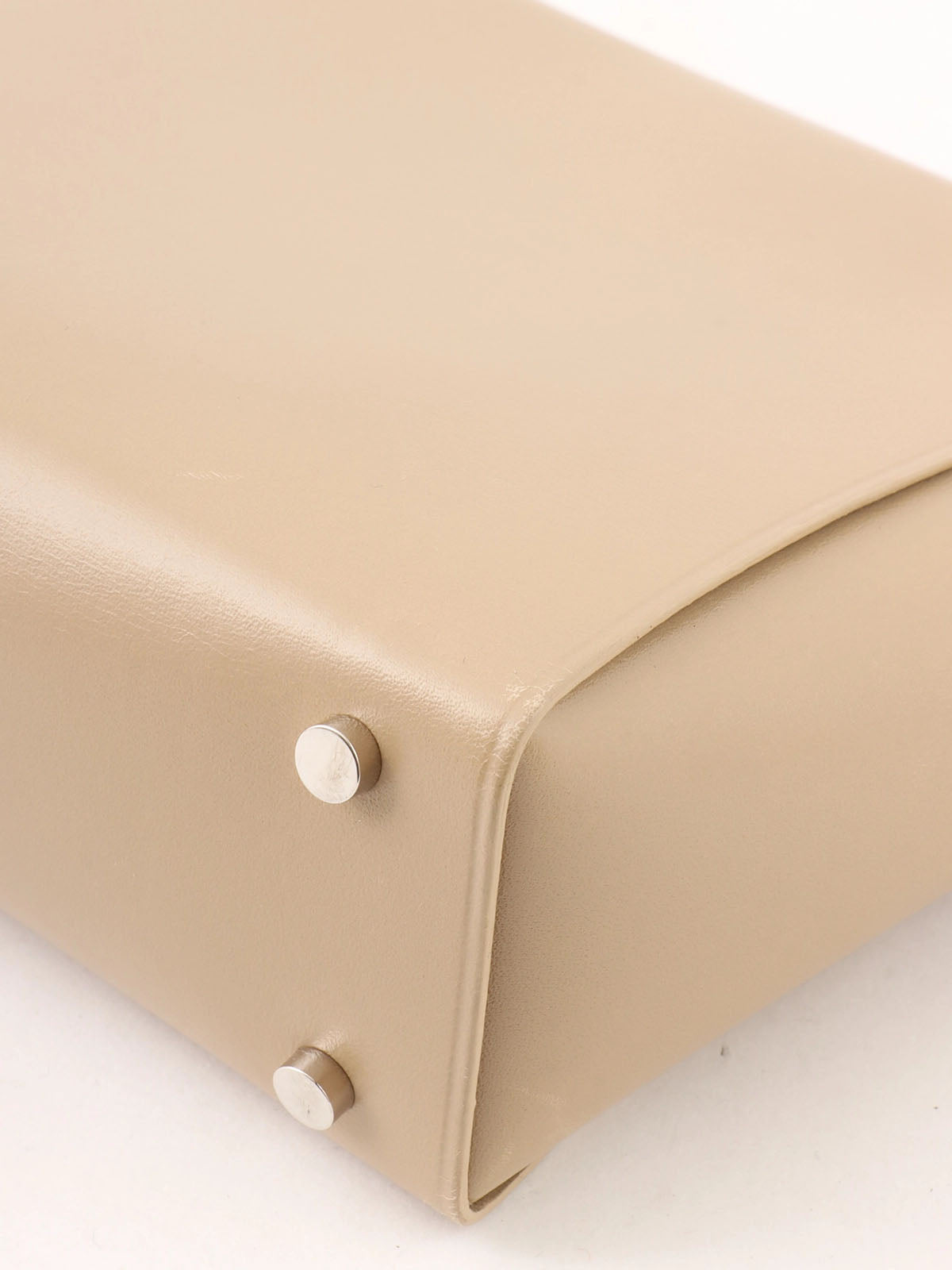 2003 Inbox Beige