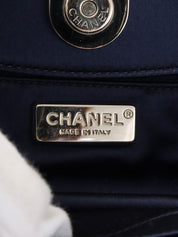 2013年頃 シルクサテンCCマークプレートチェーンショルダーバッグ ネイビー