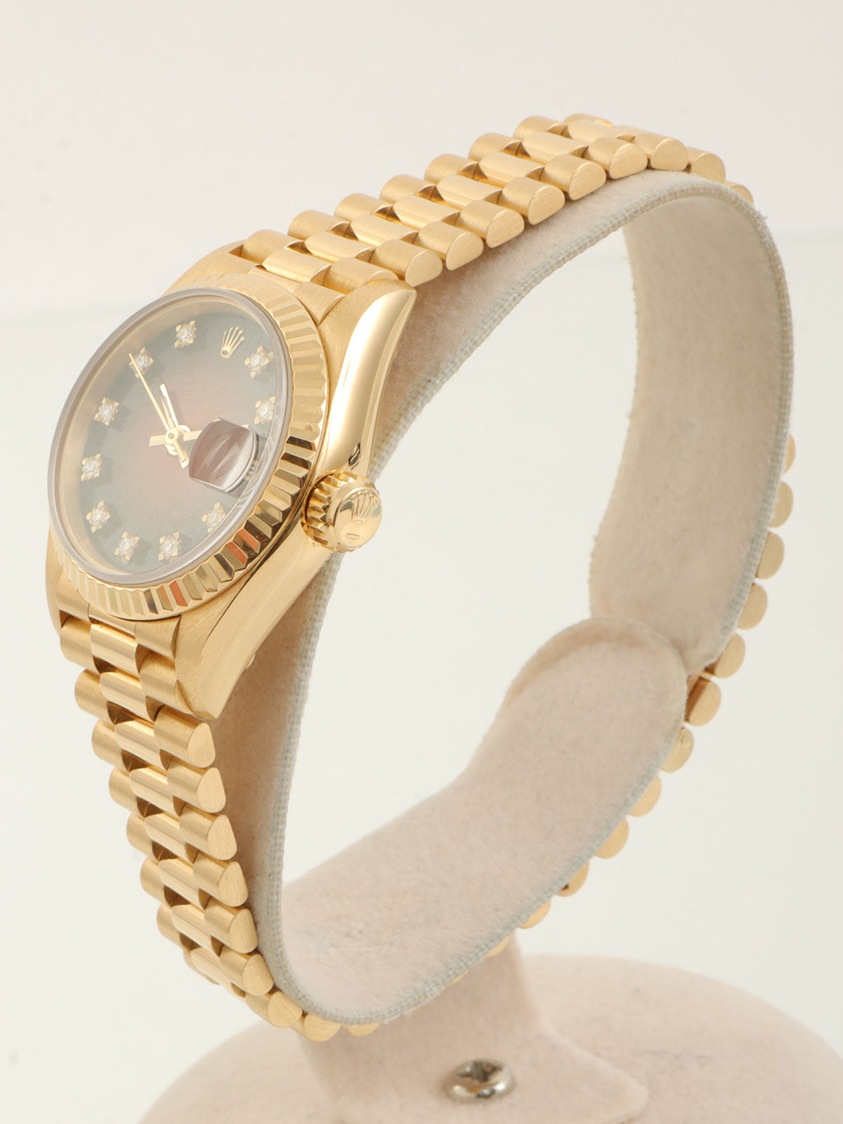 1993年10钻蚝式恒动日历型腕表，金/红