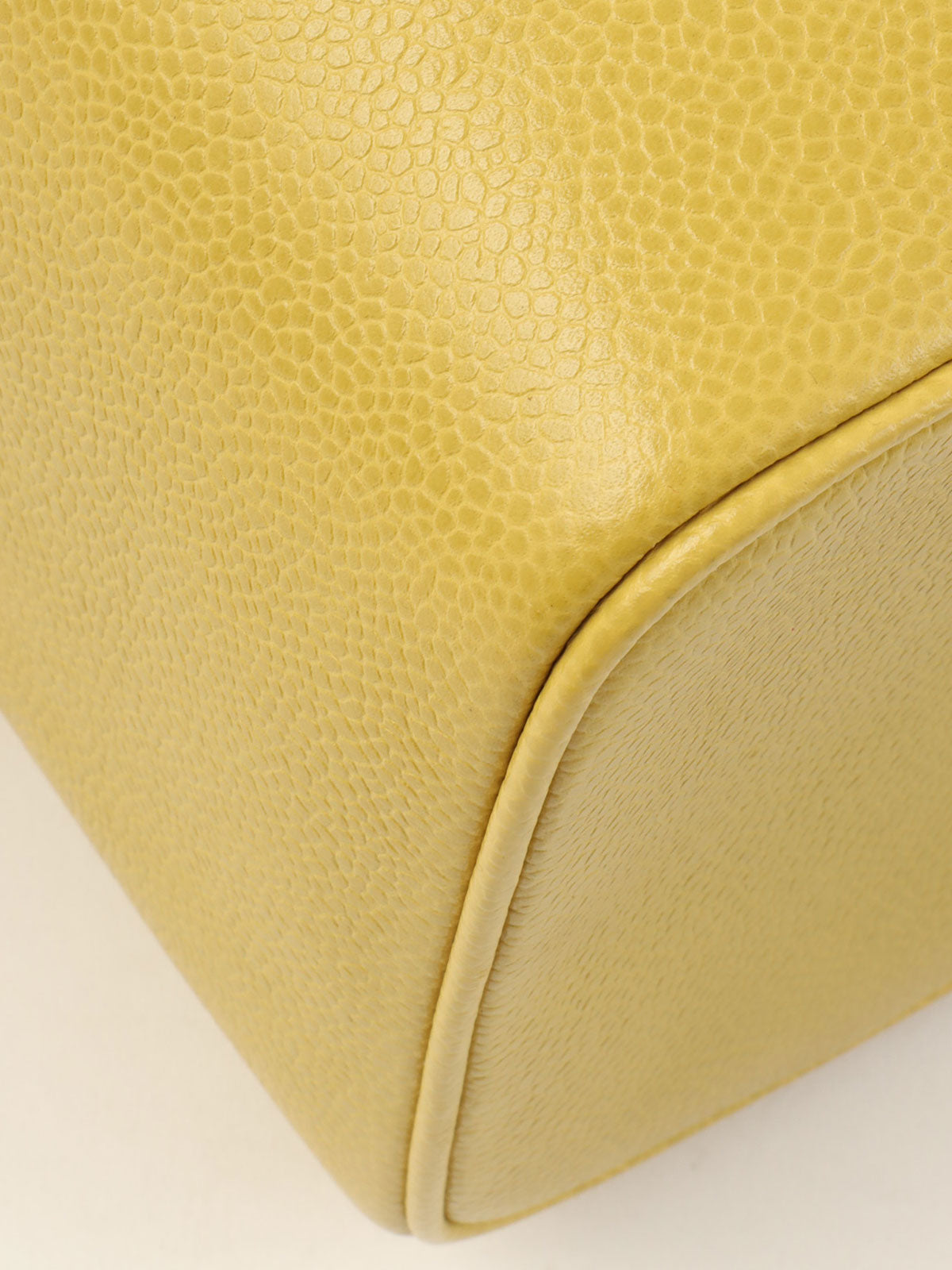 1998年頃製 キャビアスキンCCマークステッチバニティ ライムイエロー