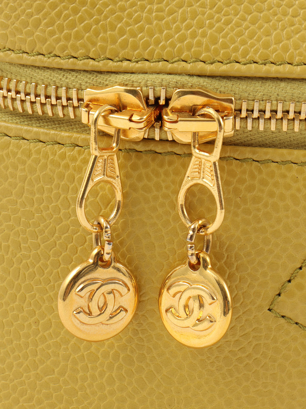 1998年頃製 キャビアスキンCCマークステッチバニティ ライムイエロー