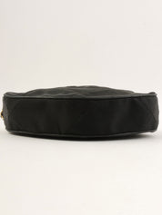 黑色 1990 年代缎面皮革拼接 CC 标志缝线小包