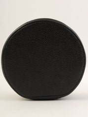 1992年鱼子酱纹理CC标志缝线首饰盒，黑色