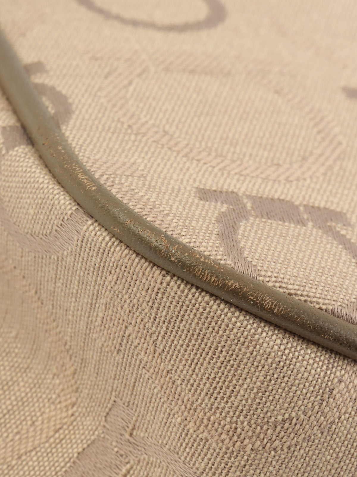 Gancini pattern shoulder bag in beige