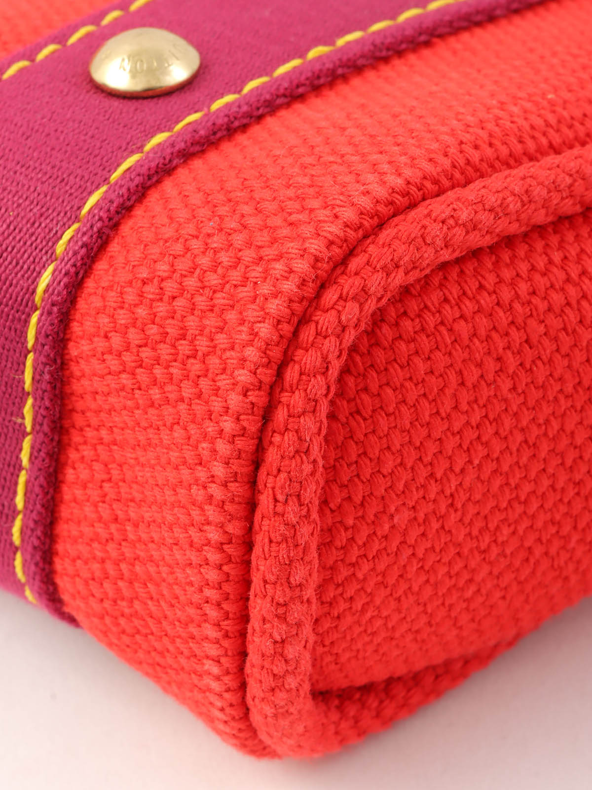 2005年製 アンティグアラインカバPM レッド