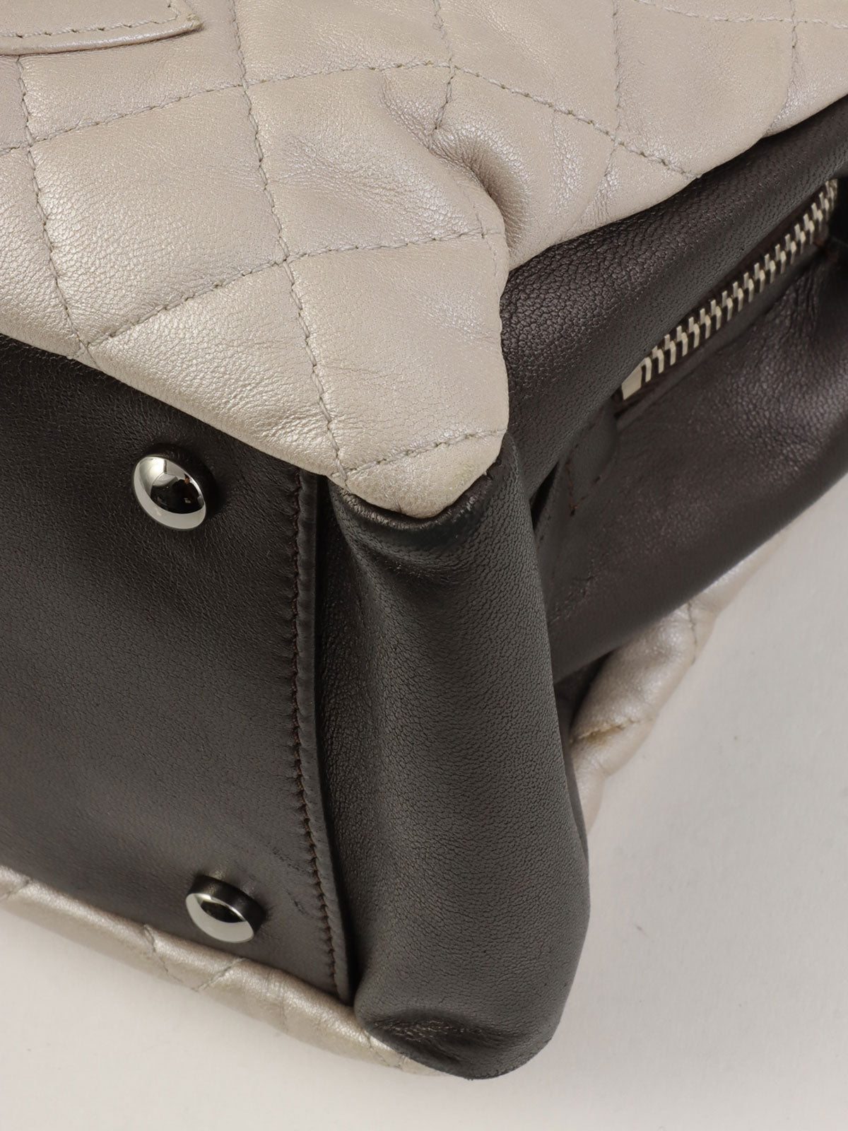 Circa 2008 CC Mark Stitch 2.55 Charm Chain Shoulder Bag in Silver/Black