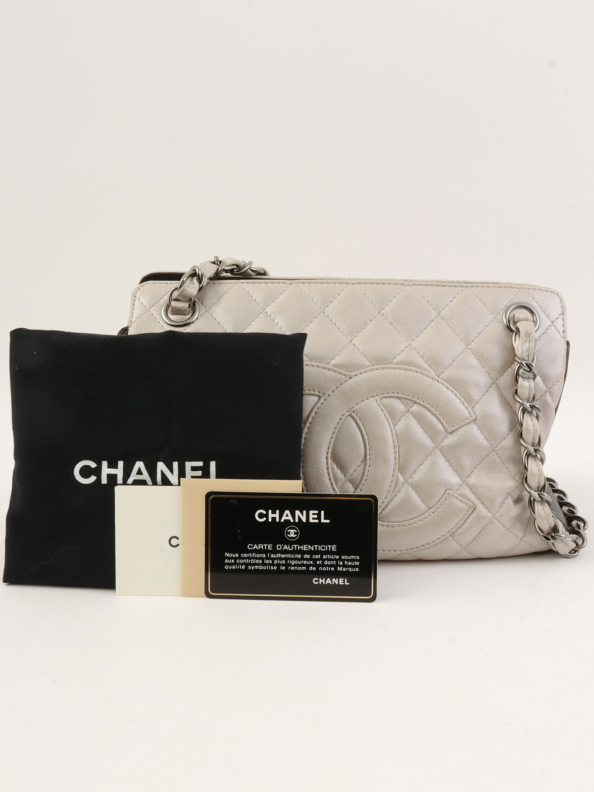 Circa 2008 CC Mark Stitch 2.55 Charm Chain Shoulder Bag in Silver/Black