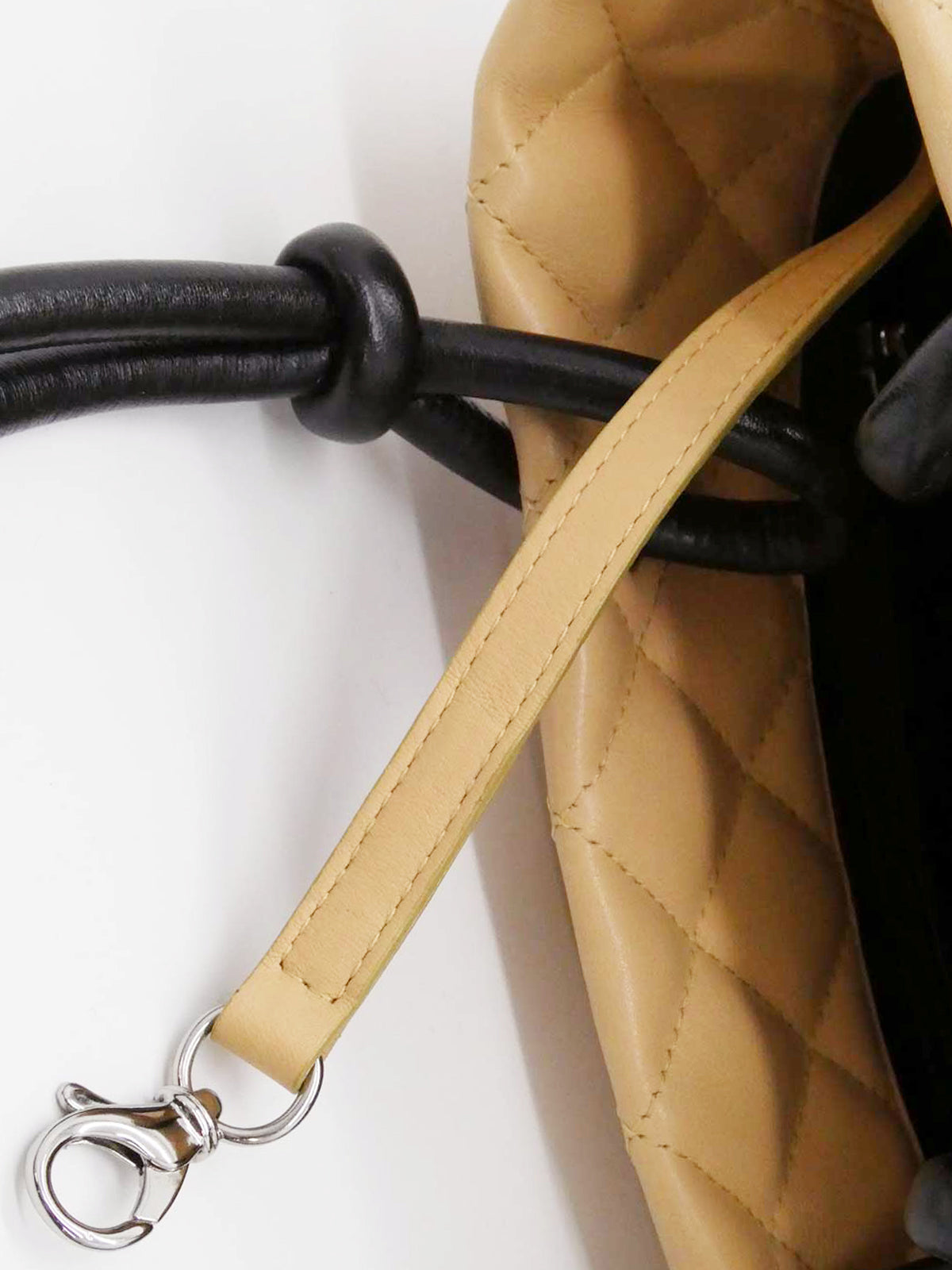 1995 Cambon 手提包，米色/黑色