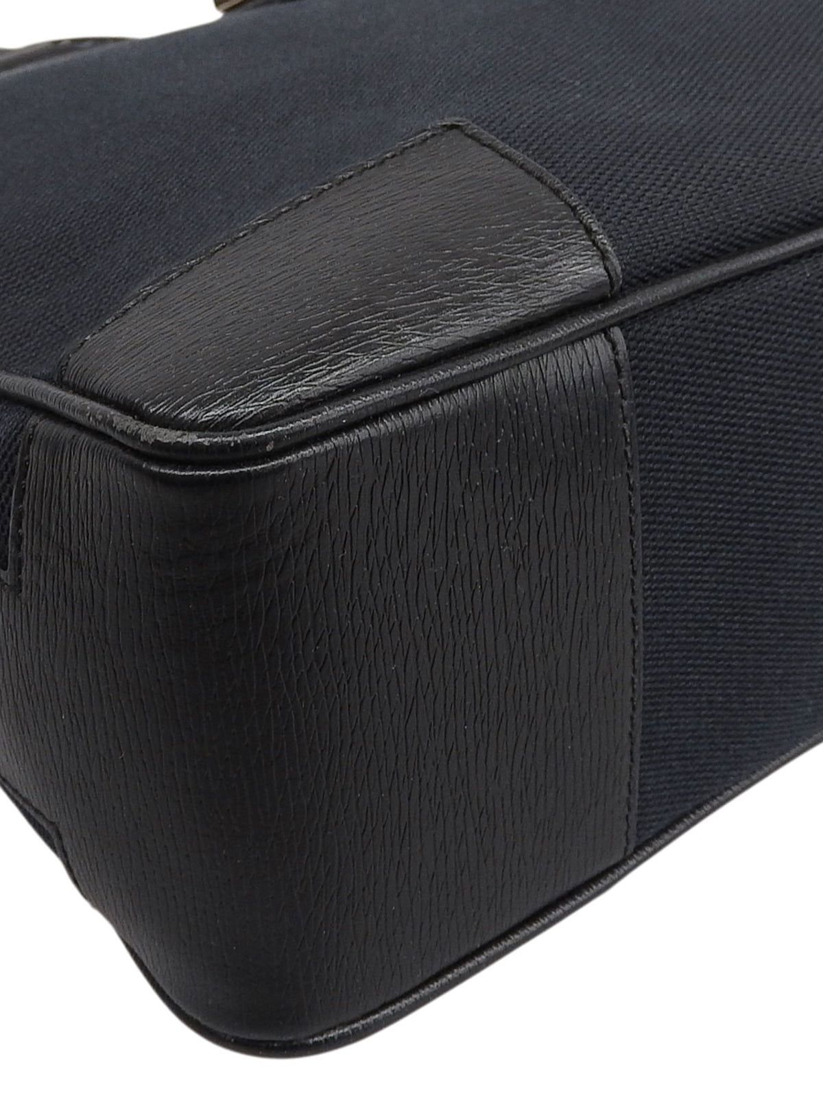 Canvas and leather combination G logo plate handbag in black