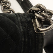 Around 2014 Velvet Boy Chanel Chain Shoulder Bag Black