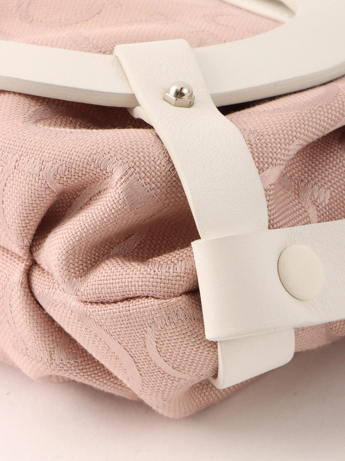 Gancini pattern one-shoulder bag in pink and white