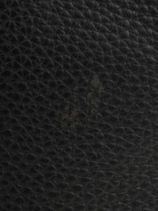 ロゴエンボスショルダーバッグ ブラック