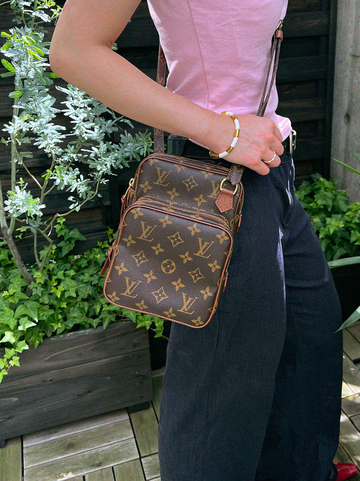 2009 Canvas Monogram Sac de Poche Brown