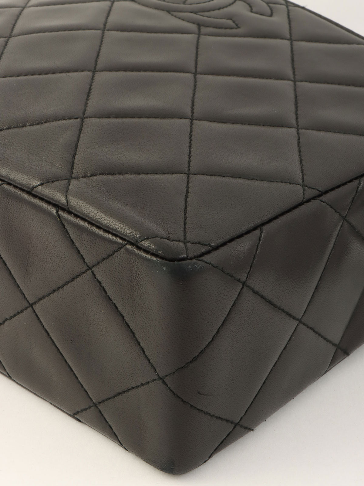 1997 CC Mark Stitch Matelasse Shoulder Bag Black