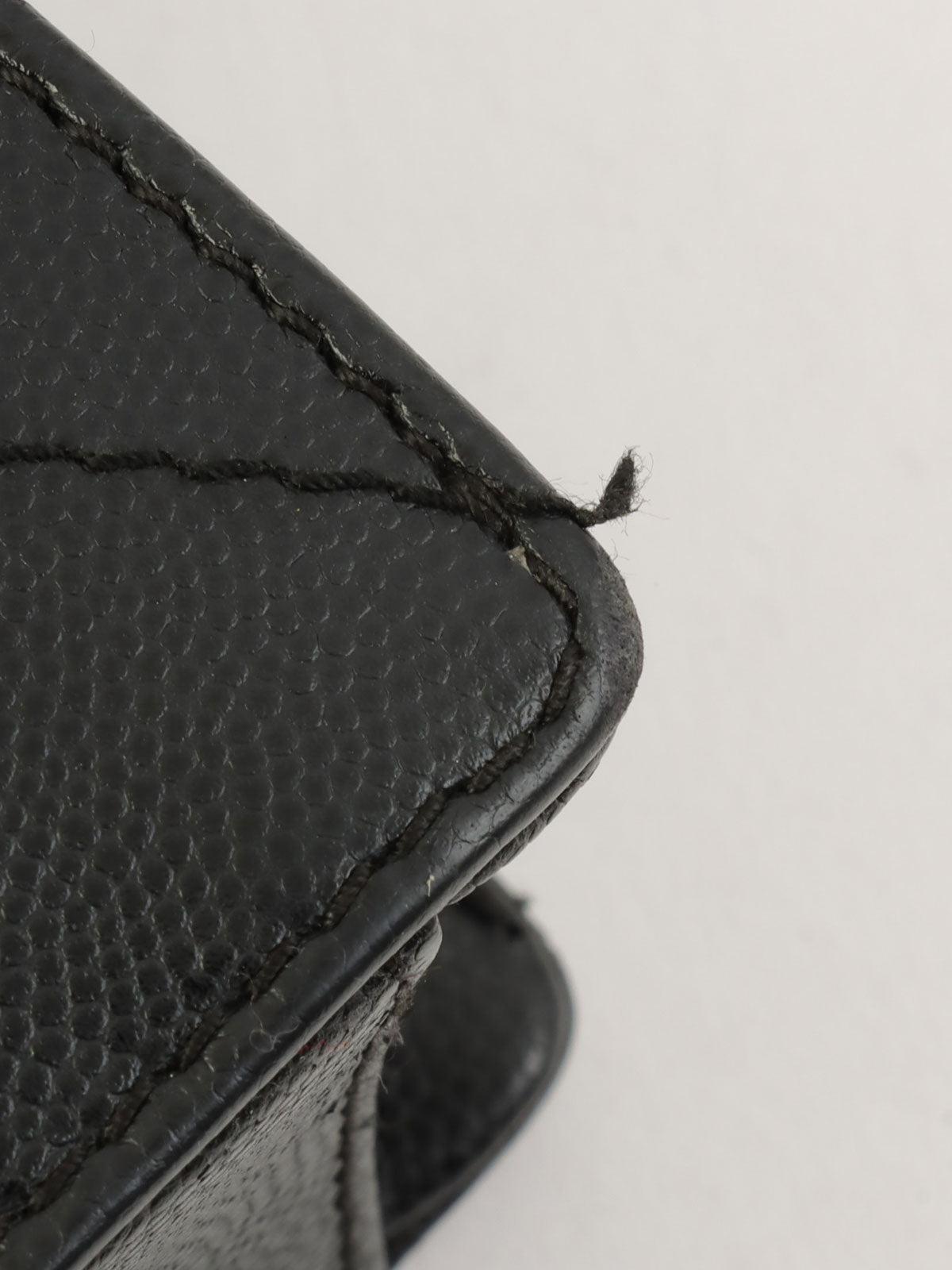 1998 Caviar Skin Bicolor Stitch CC Turnlock Chain Tote Bag in Black