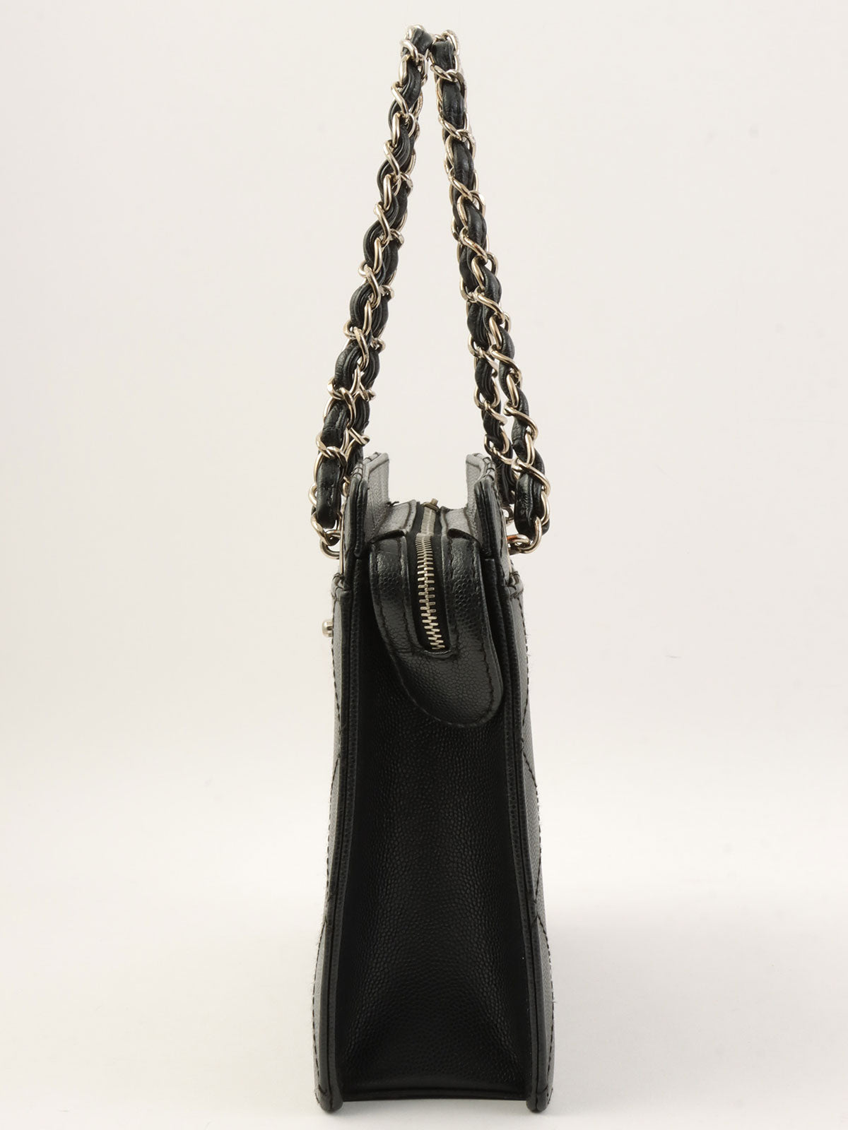1998 Caviar Skin Bicolor Stitch CC Turnlock Chain Tote Bag in Black