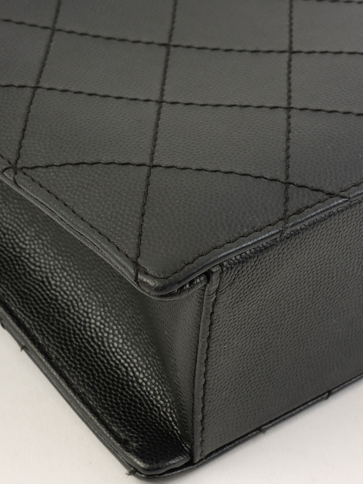 1998 Caviar Skin Bicolor Stitch CC Turnlock Chain Tote Bag in Black