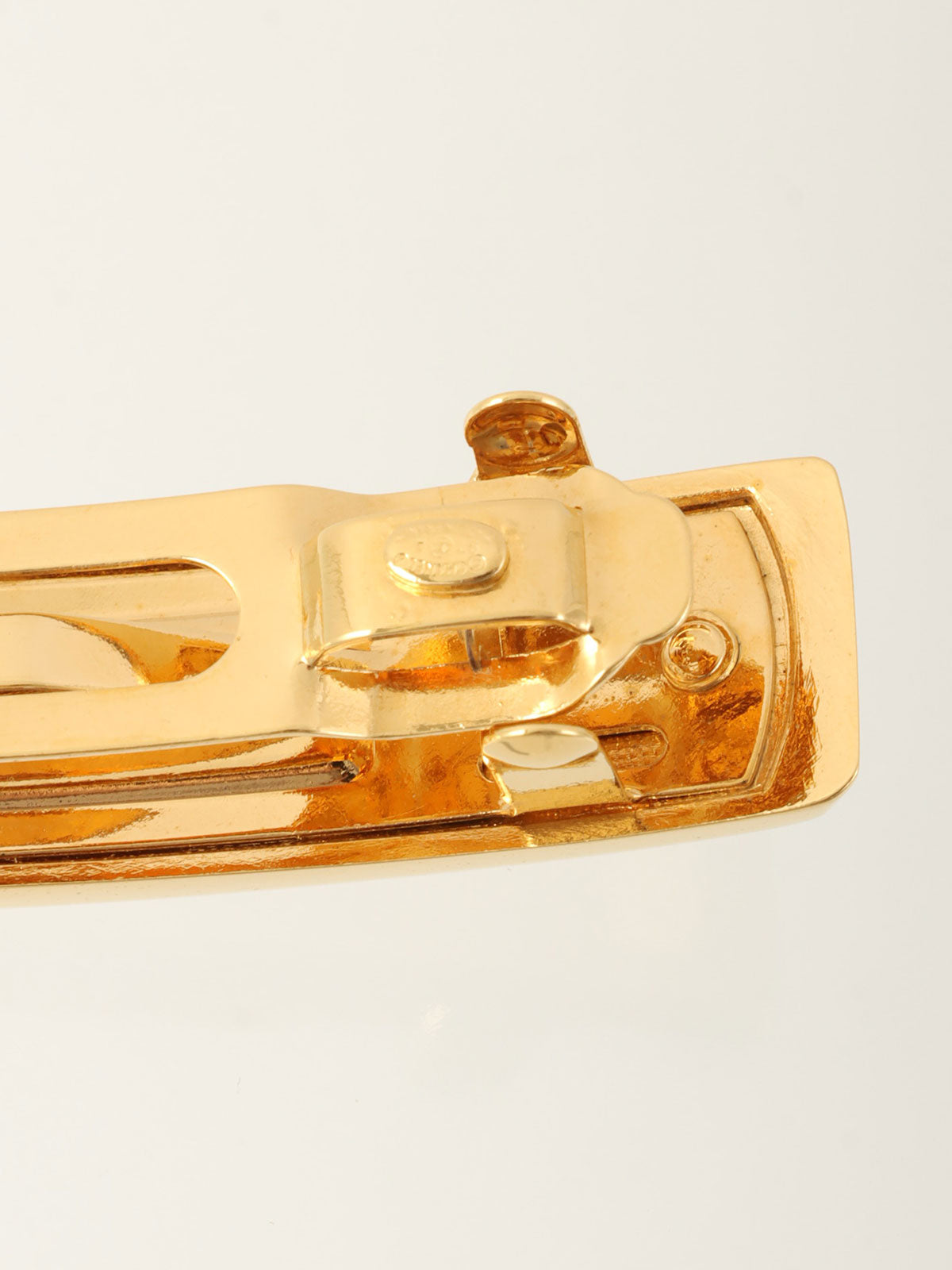 1997 Logo Barrette Gold