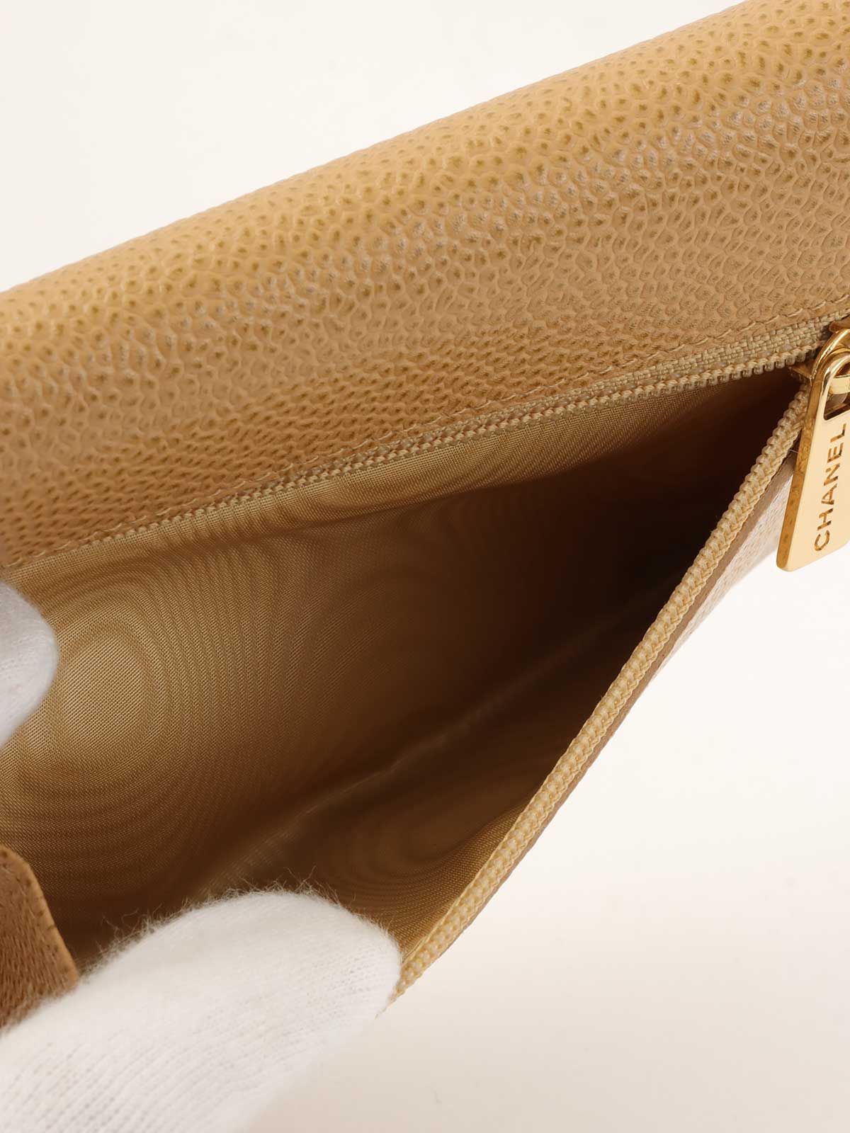 2003年頃製 キャビアスキンCCマークステッチウォレット ベージュ