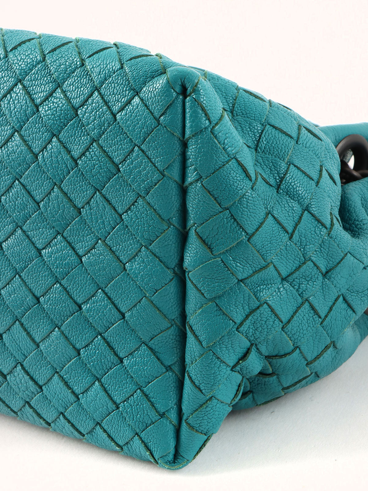 Intrecciato Chain Shoulder Bag in Turquoise Blue