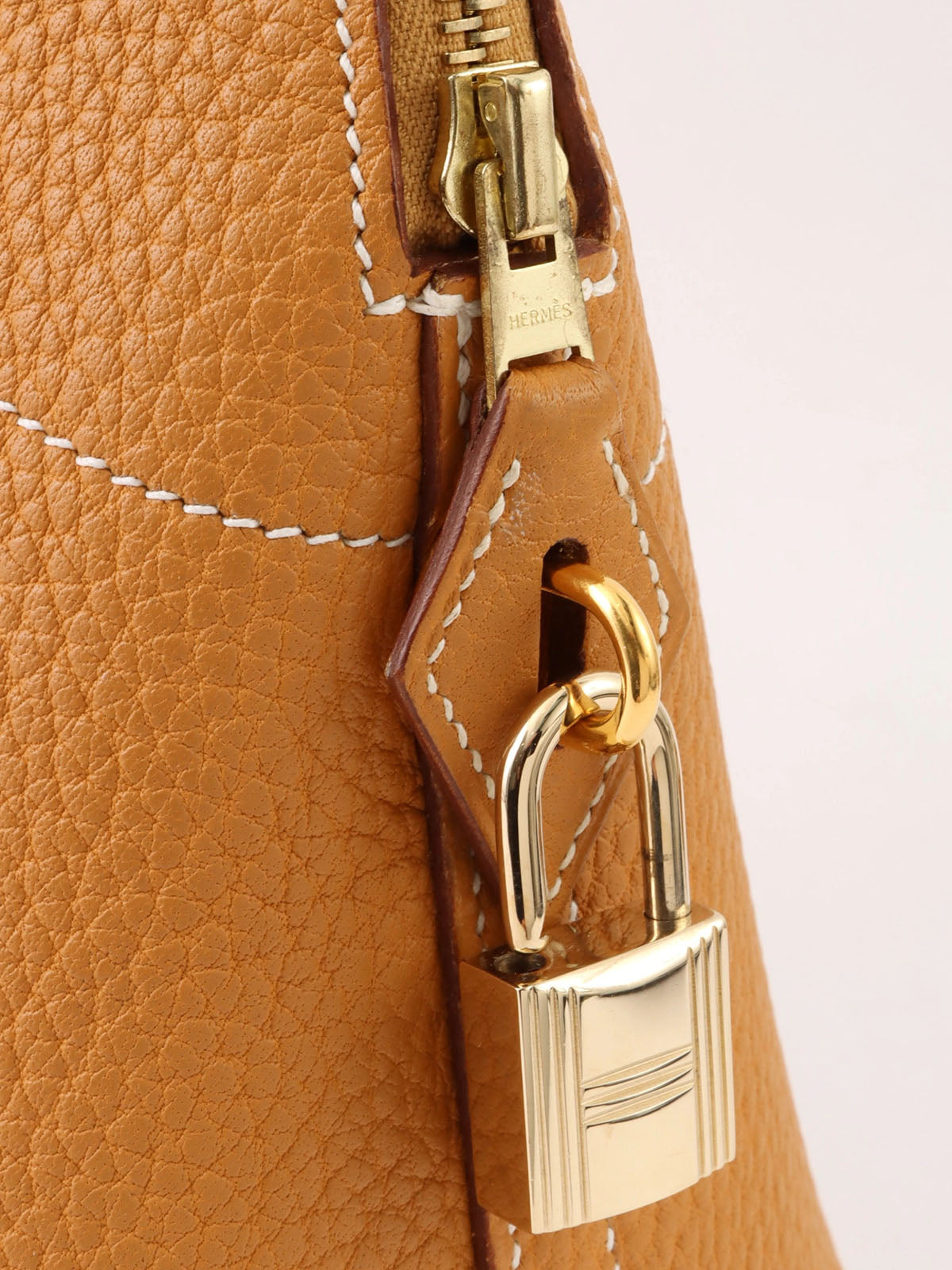 2004 Bolide 31 Natural