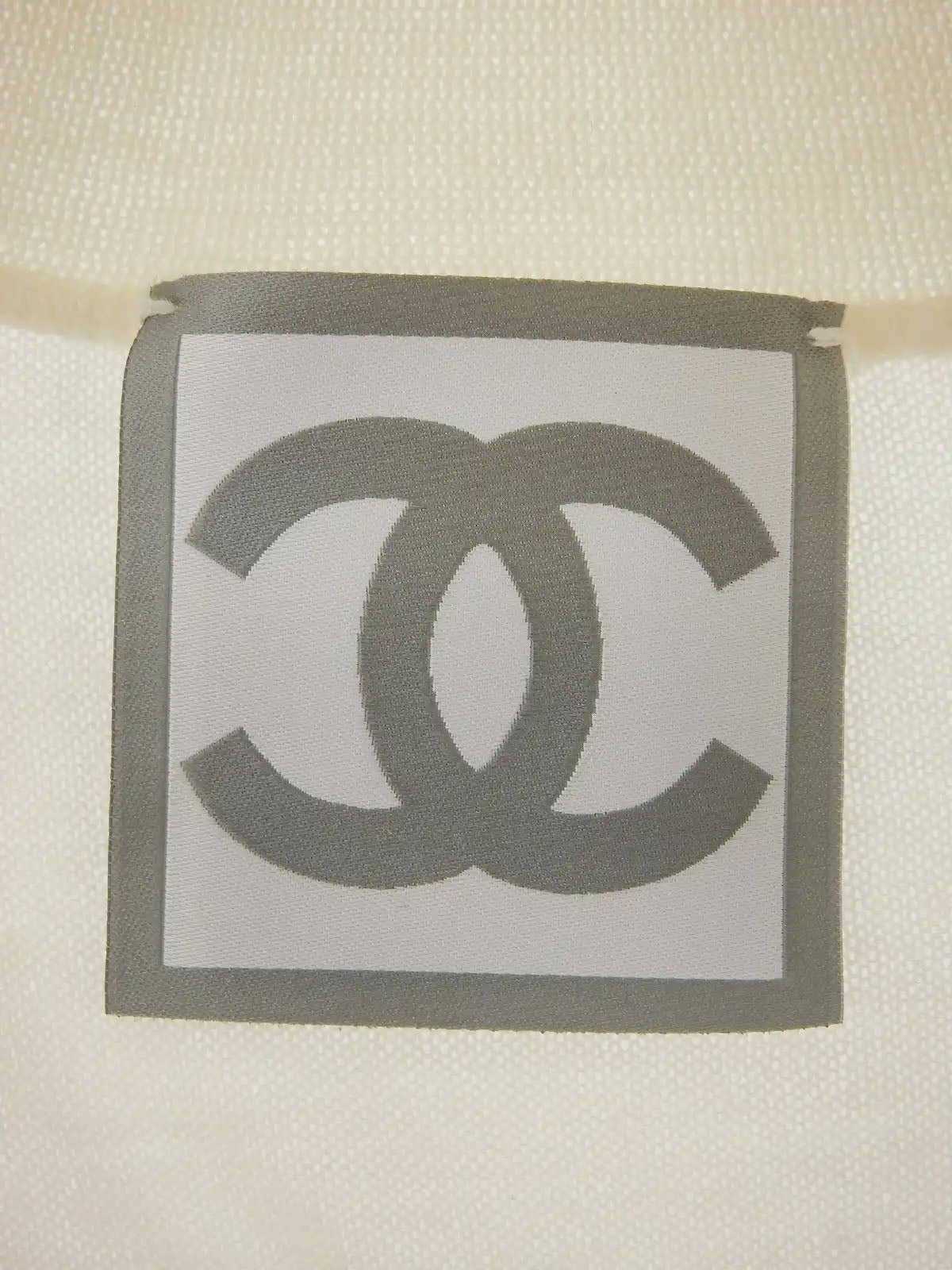 2009 Cashmere Sequin CC Mark Sleeveless Turtleneck Knit Top, Ivory
