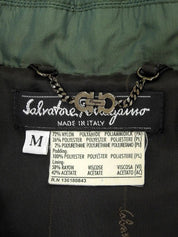 Green logo button quilted coat