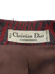 Wool design pattern set in red/dark brown