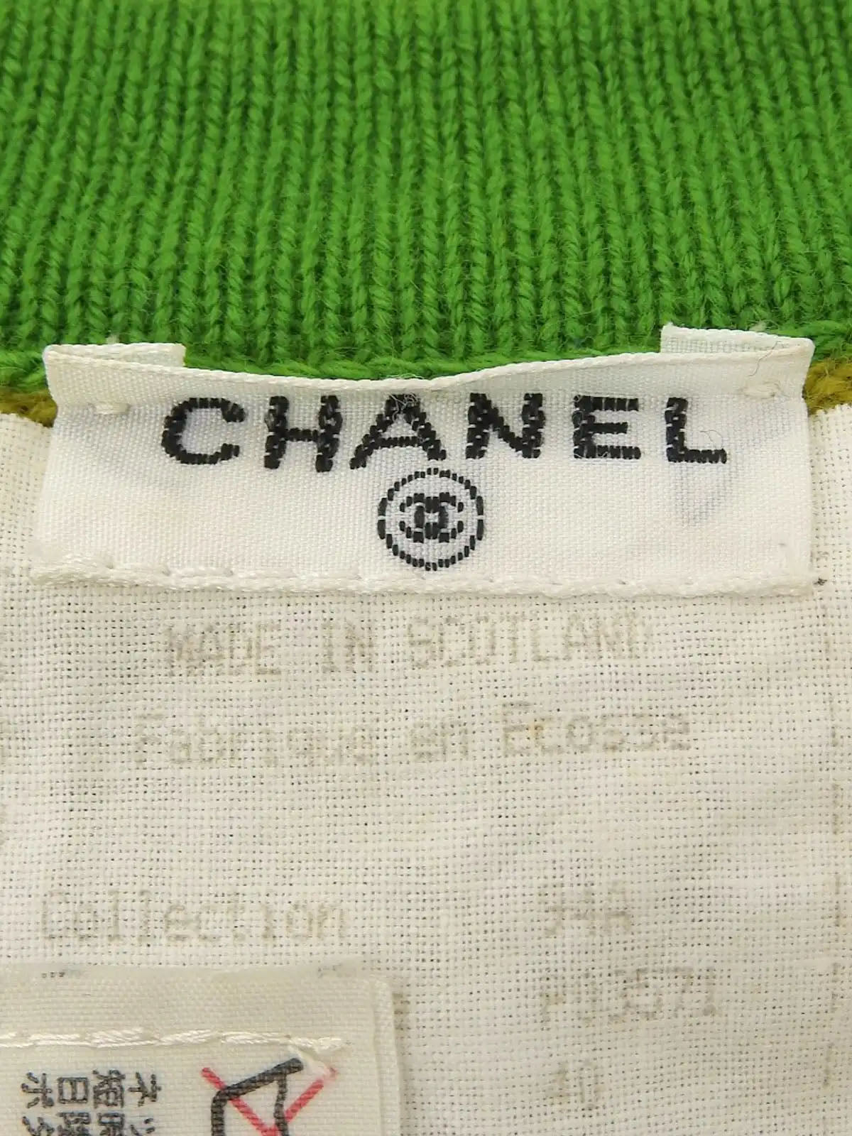 1994 Cashmere Two-Tone CC Mark Button Cardigan in Yellow-Green/Green