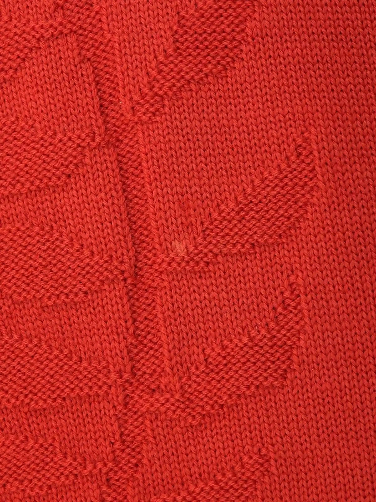 ロゴ刺繍ロングスリーブニットトップス　レッド