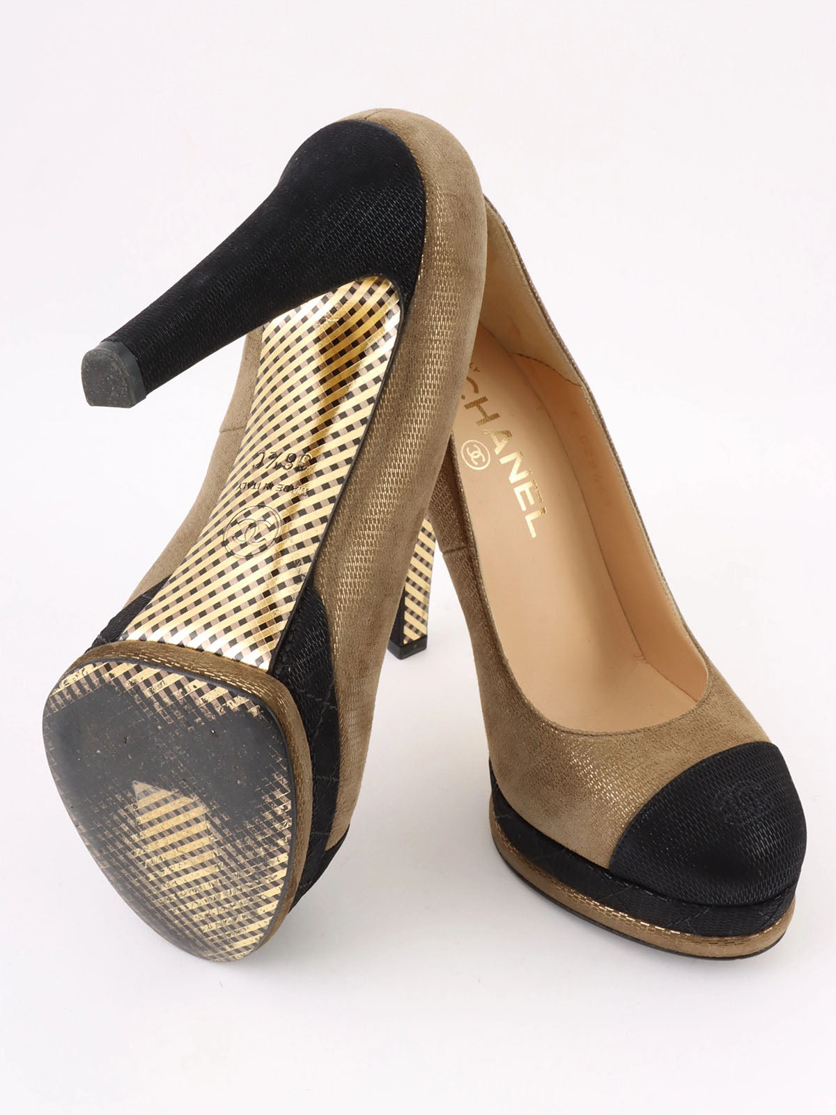 バイカラーCCマークステッチパンプス　ブロンズ／ブラック