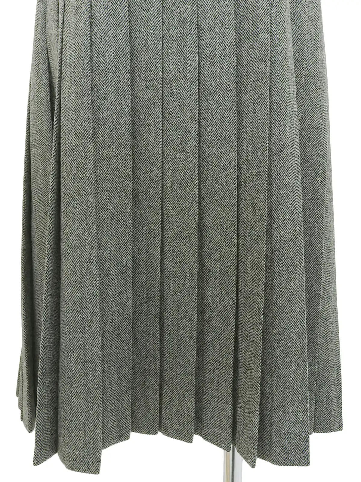 Grey wool herringbone pattern skirt