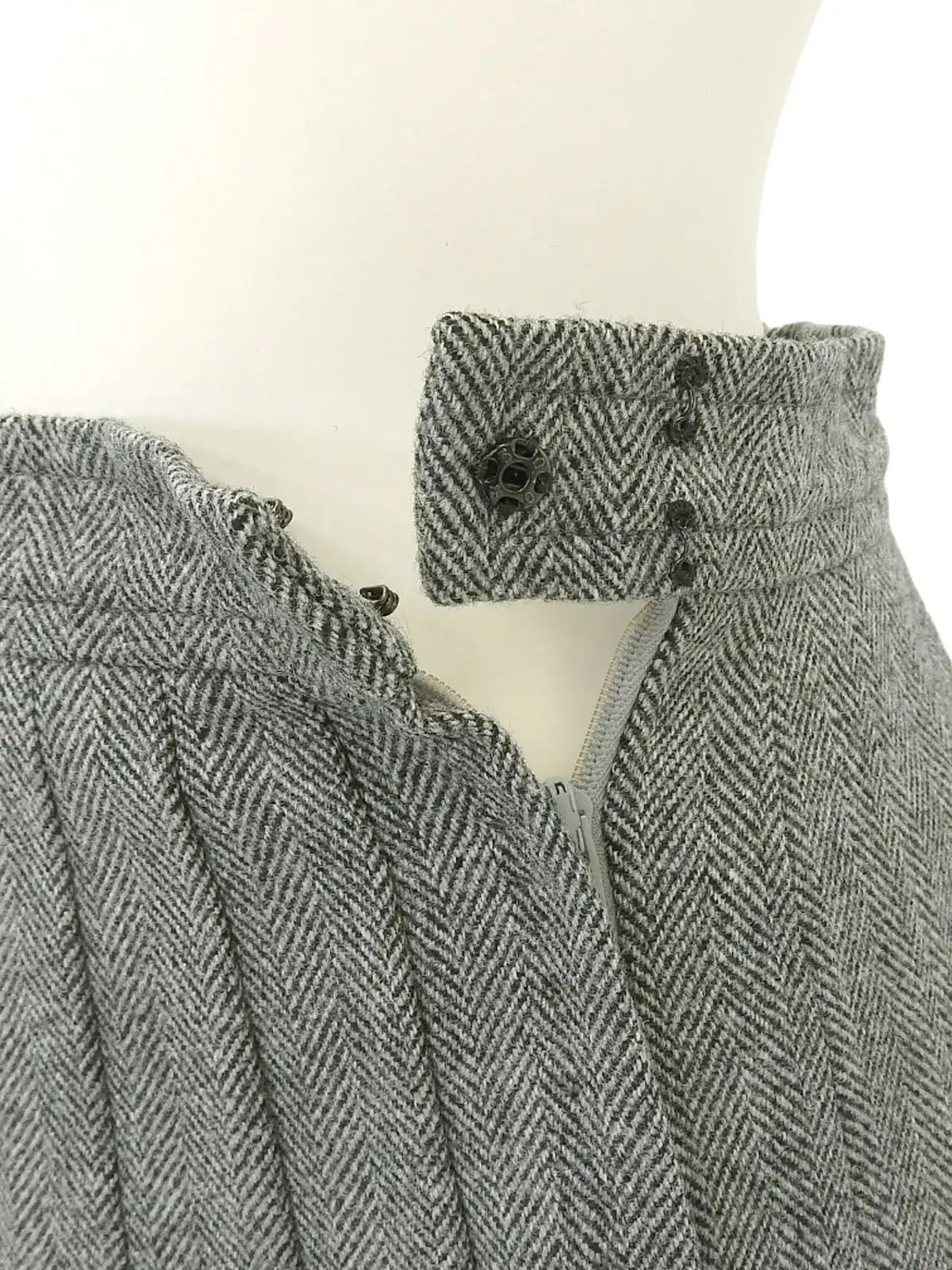 Grey wool herringbone pattern skirt