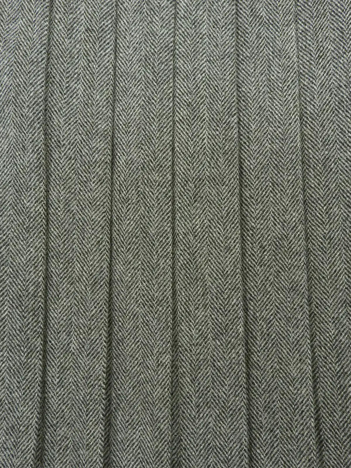 Grey wool herringbone pattern skirt